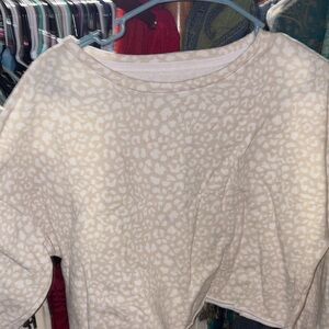 Ivory Leopard Print Crewneck cropped Sweatshirt